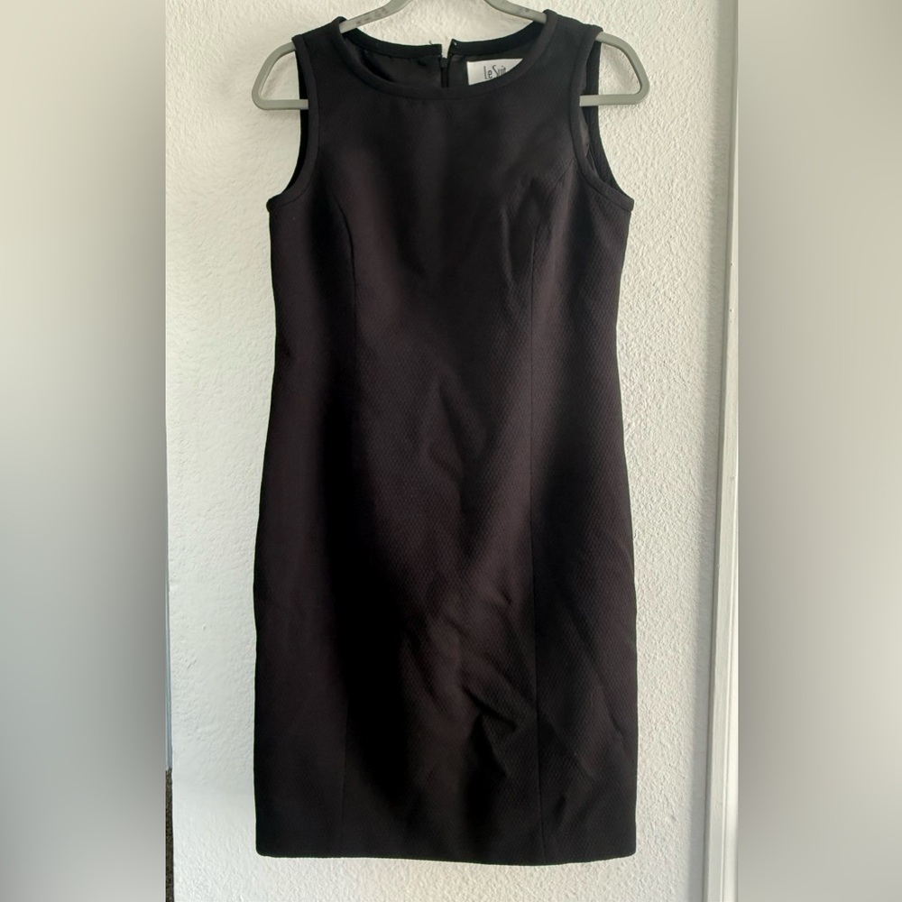 Le Suit Elegant Black Midi Dress